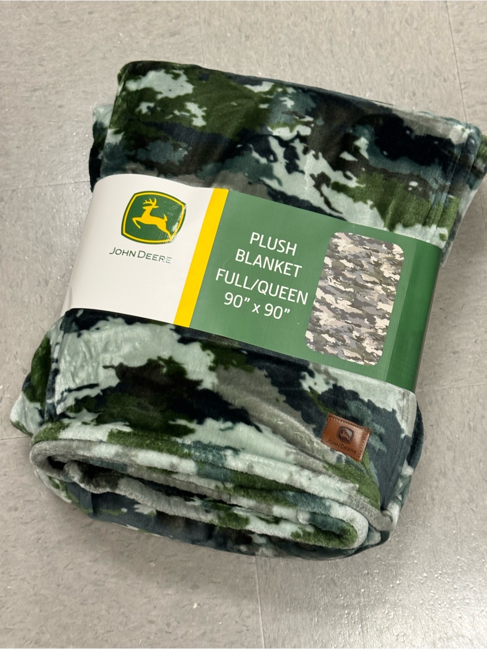 John Deere Camo Plush Blanket in Green, Black, Gray